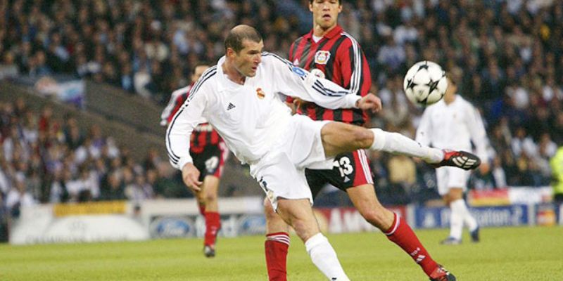 Cú vô lê của Zidane