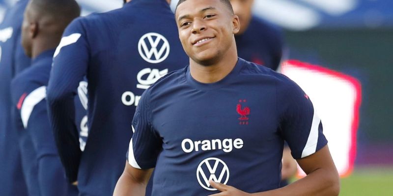 Mbappé – Real Madrid và chuyện tình chưa có hồi kết