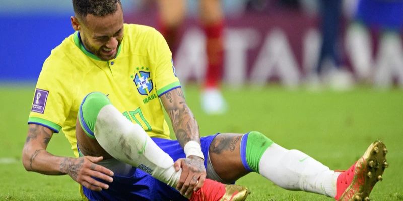 Lịch sử chấn thương của Neymar – Bản lý lịch dày đặc không mong muốn