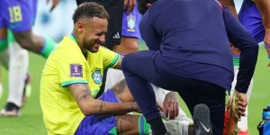 Neymar chấn thương